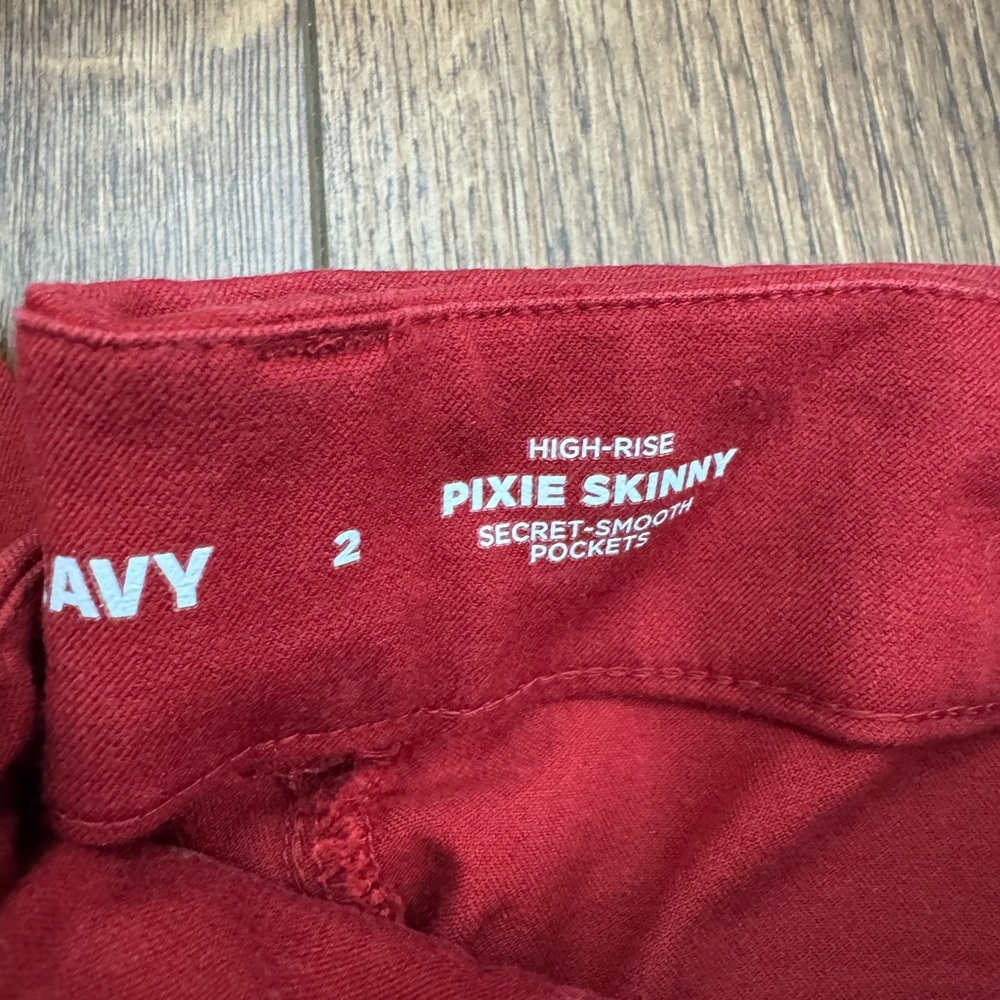 Old Navy Pixie Pants Women's 2 Red Skinny Statement Color Business Casual - Picture 3 of 3